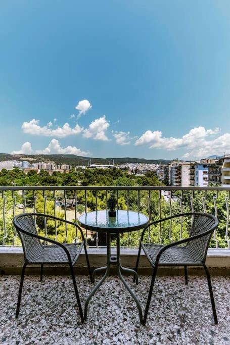 Apartment Location 3 Bedroom With View