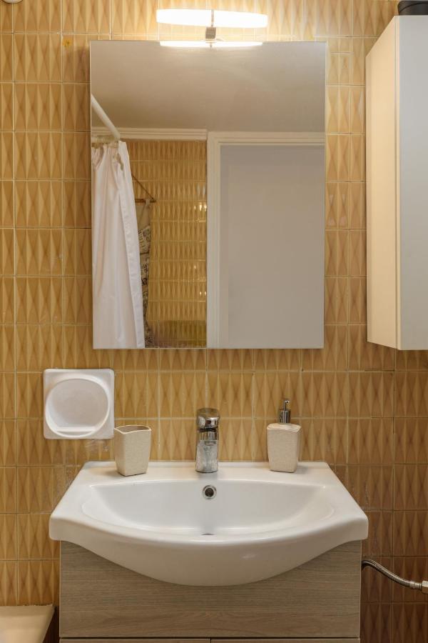Location 3 Bedroom With View * Thessaloniki