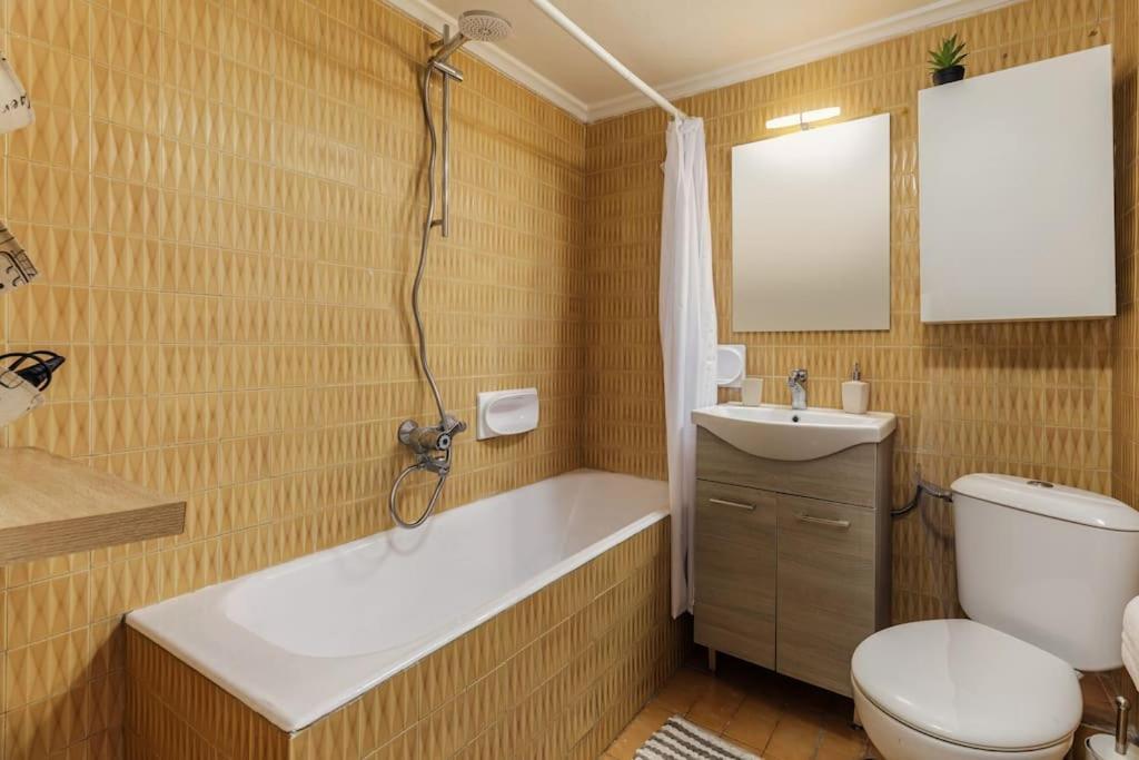 Apartment Location 3 Bedroom With View